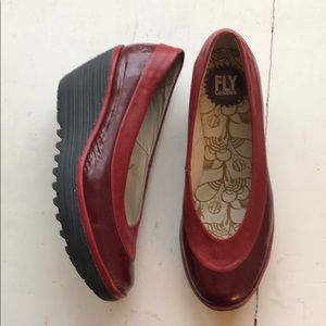 Fly London wedge patent heels 39 US 9